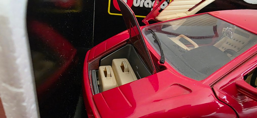 Bburago 1:18 - Modelauto - Lamborghini Diablo (1990) #4.3