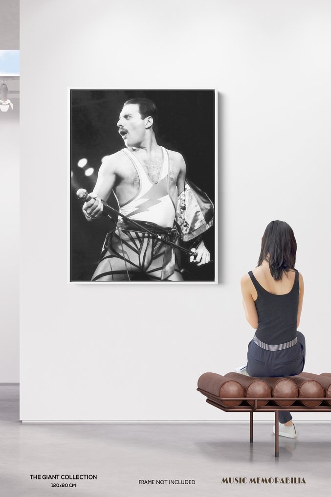 Queen - Freddie Mercury - Iconic Legend - XXL Fine Art Photography on canvas - 120x80 cm - Limited 01 of 20 - Serial XXL M105 - Original Certificate (COA), Hologram - 100% New. Frames not included #1.0