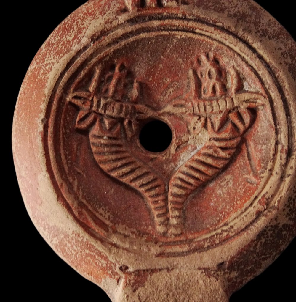 Romersk antikk - Oljelampe - Overflødshorn - merke av pottemaker MNOVIVST - 2. år e.Kr. #1.0