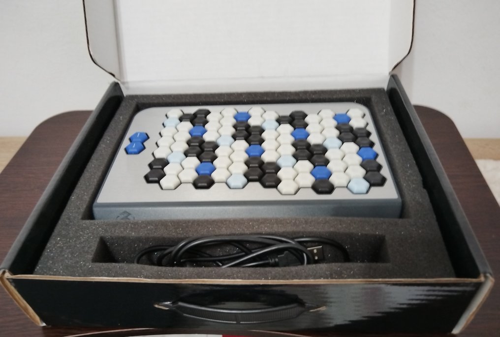 Controller C - Thru Axis 49  Keyboard - Midi -  - Elektronisches Keyboard - USA #1.0