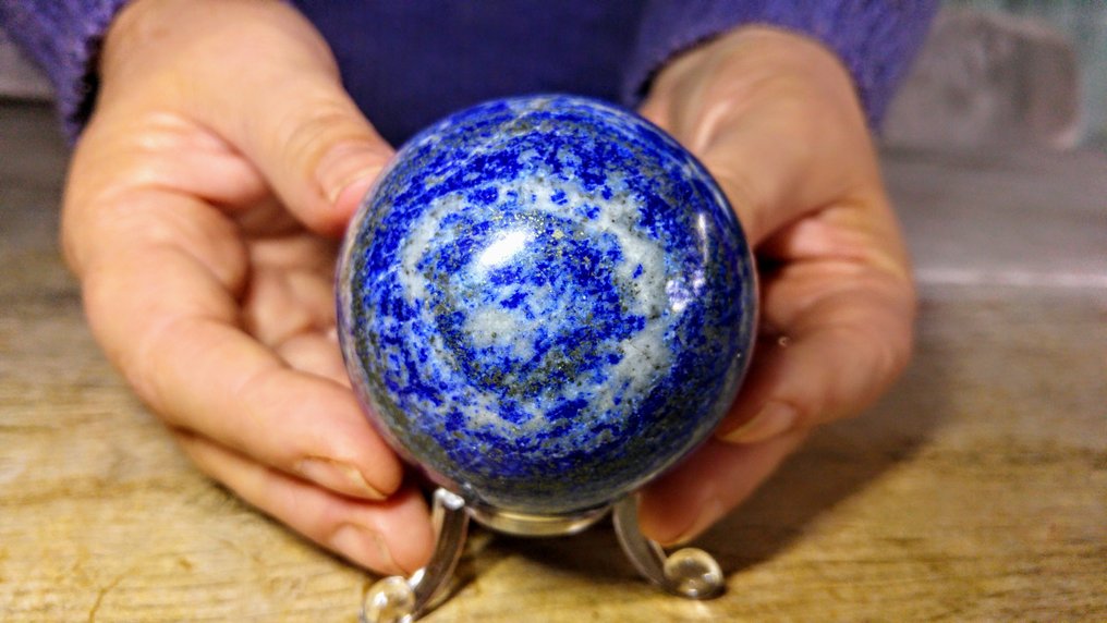Lapis Lazuli Beautiful landscape Blue colour Sphere - Height: 6 cm - Width: 6 cm- 338 g #1.0