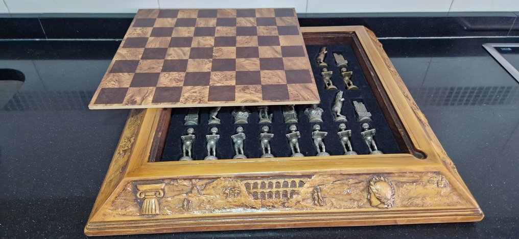 Shakkisarja - Ajederz de Lujo "El Imperio Romano: Tarraco" - Kupari/seosmetalli, puu ja kuitulevy. #2.1