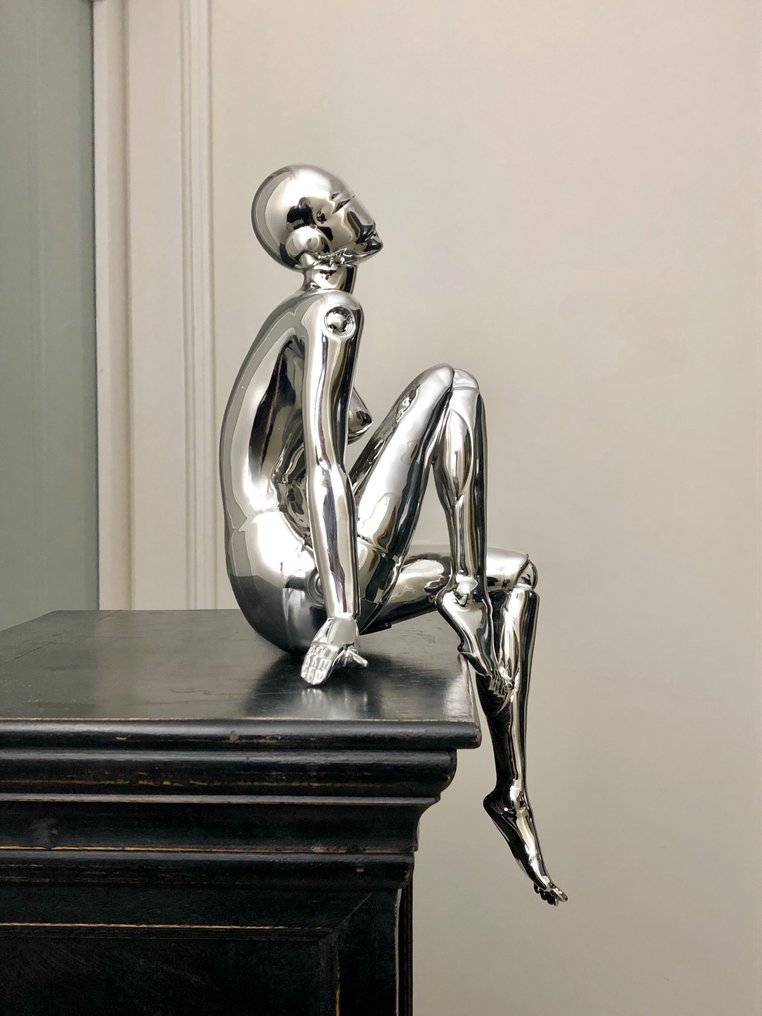 GF Exclusives - Chrome Female Robot Sculpture Artwork By: GF Exclusives #4.3