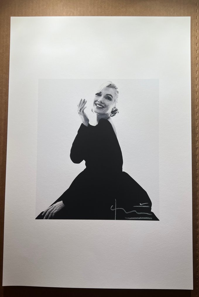 Bert Stern (1929–2013) - Marilyn Monroe Smiling in the Dior dress #2.1