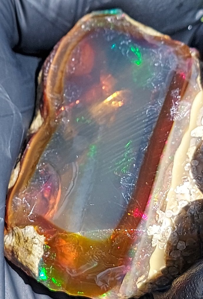 Semi-Dark Ethiopian Chrystal Opal 499.4 ct Rough - Height: 32 mm - Width: 63 mm- 99.88 g #3.2