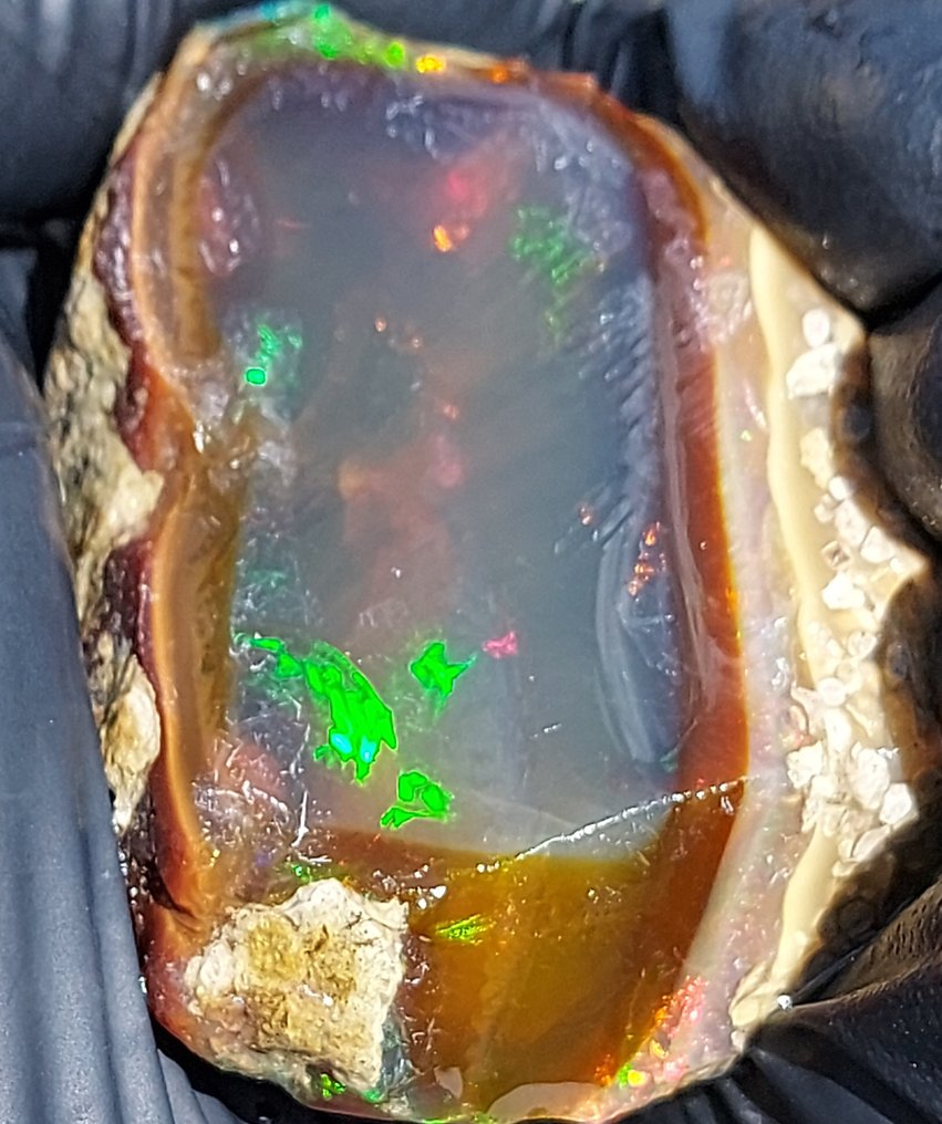 Semi-Dark Ethiopian Chrystal Opal 499.4 ct Rough - Height: 32 mm - Width: 63 mm- 99.88 g #4.3