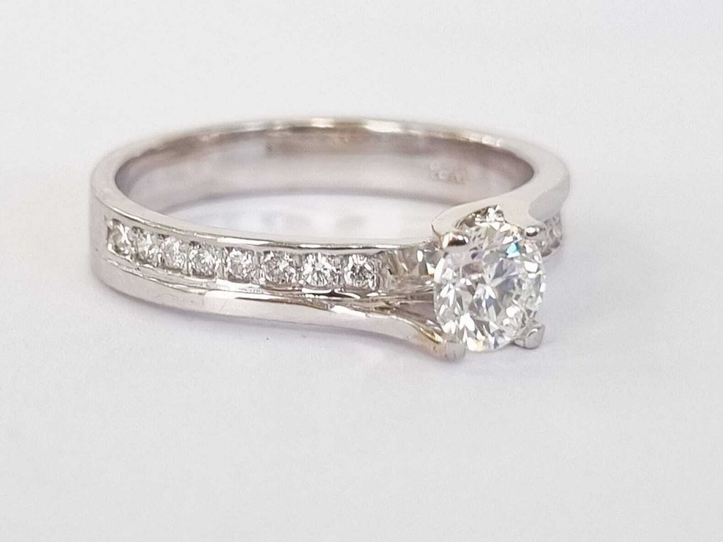 Kihlasormus - 18 kt. Valkokulta - 0.64ct. tw. Timantti (Luonnollinen) - Timantti #1.0