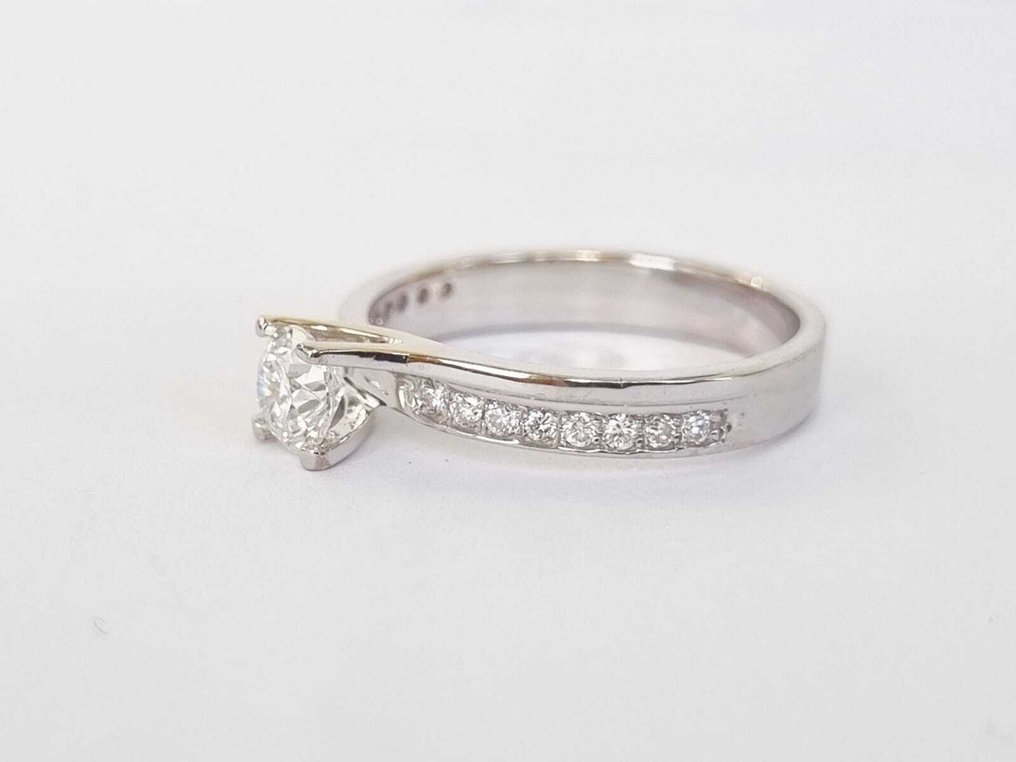 Kihlasormus - 18 kt. Valkokulta - 0.64ct. tw. Timantti (Luonnollinen) - Timantti #2.1