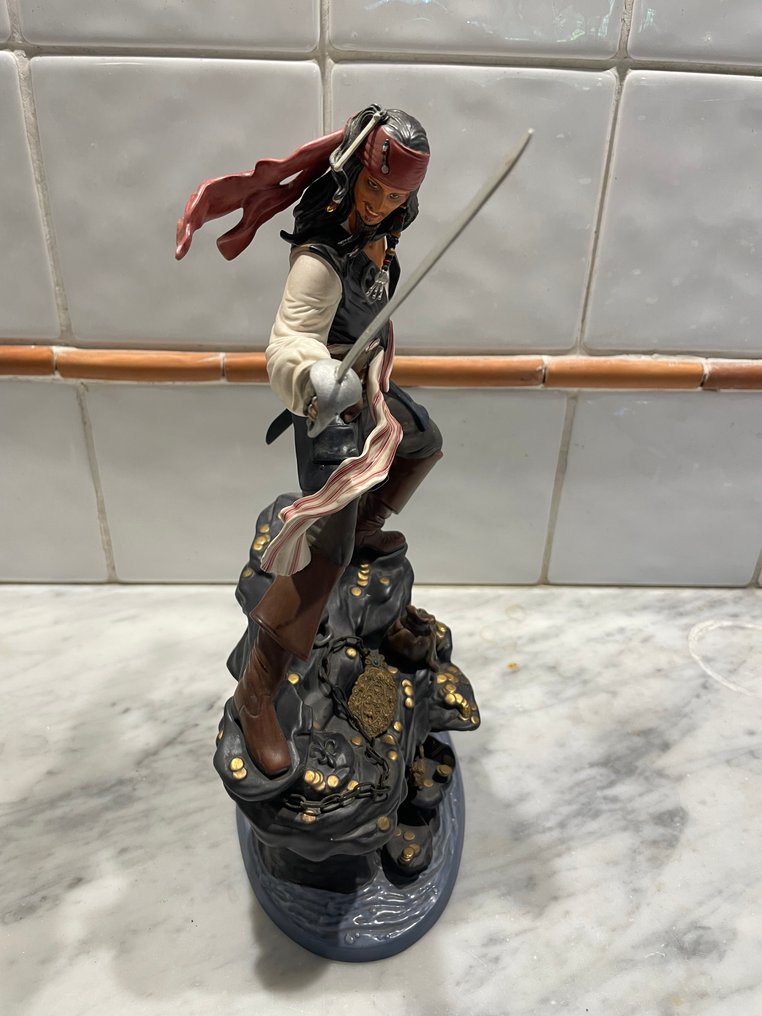 Disney  - Action figure WDCC Captain Jack Sparrow “Swashbuckling Scoundrel” - 2010-2020 #1.0