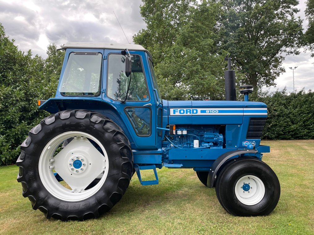 Ford - County 8100 - 1979 #4.3