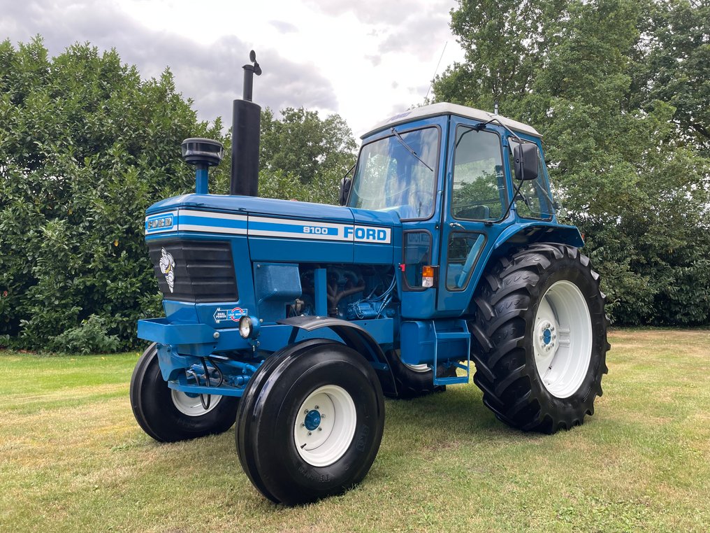 Ford - County 8100 - 1979 #1.0