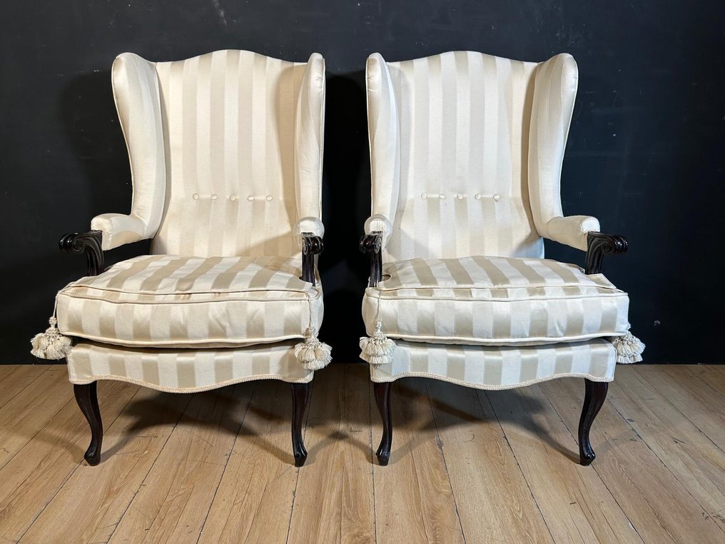 Πολυθρόνα (2) - Ξύλο, Textile #1.0