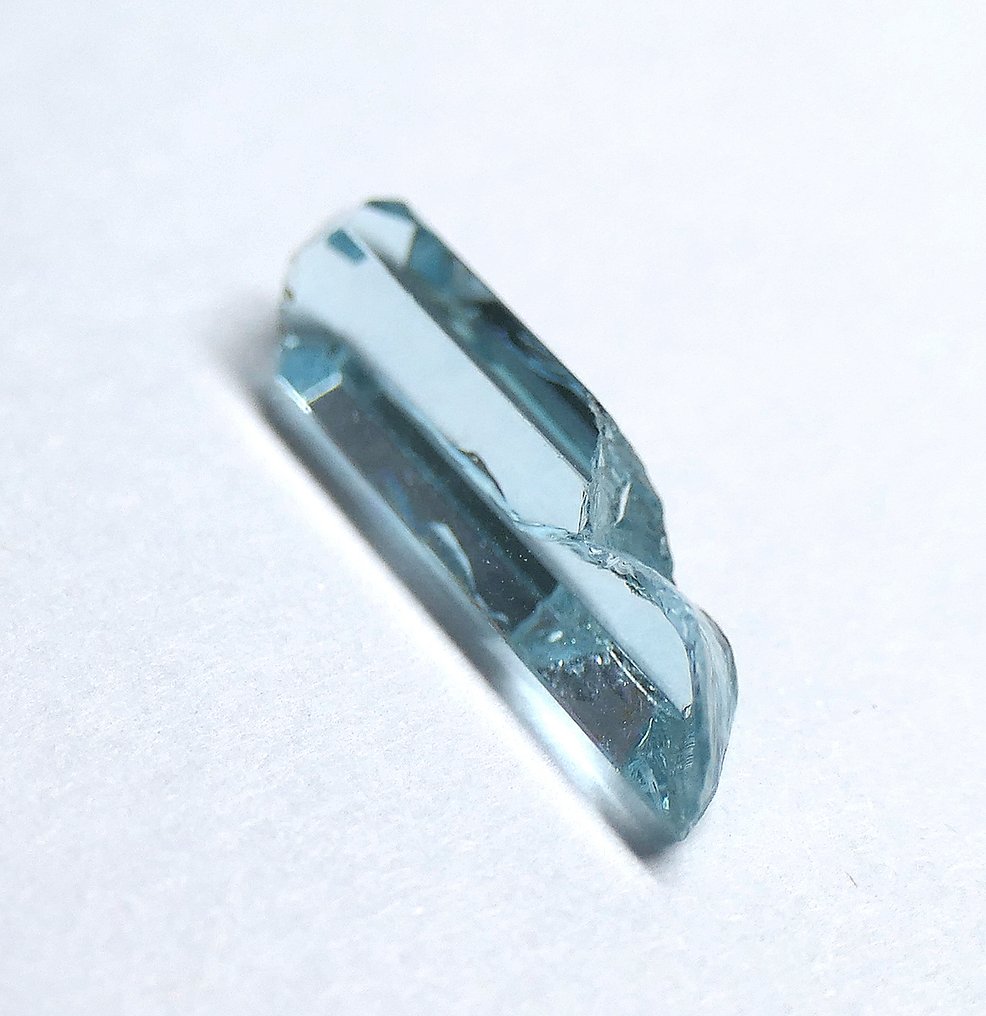 Εξαιρετικός κρύσταλλος από αβγίτη 100% φυσικός Κρύσταλλος- 0.54 g #3.2