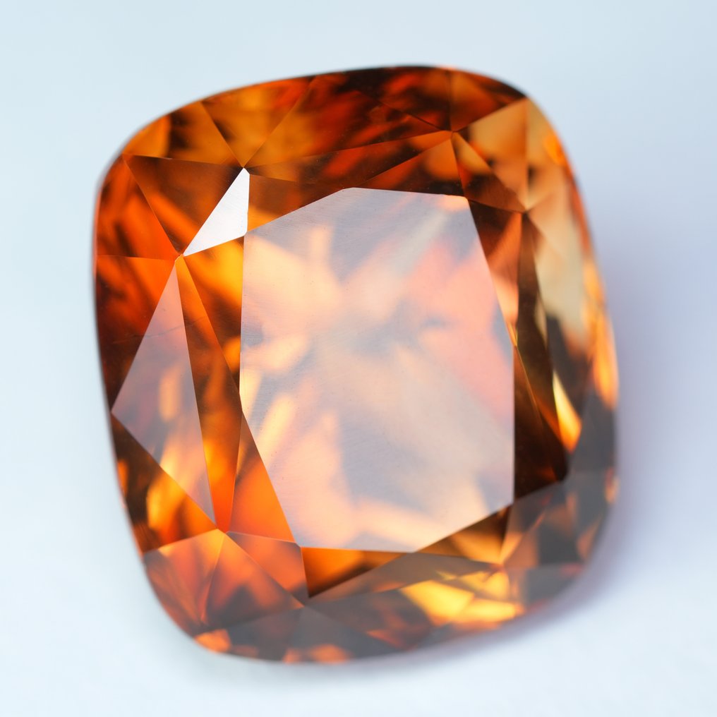 Πορτοκαλί Τοπάζιο  - 36.60 ct - Διεθνής Ένωση Έγχρωμων Πολύτιμων Λίθων (ICA GemLab) - Fine Step Cut #2.1