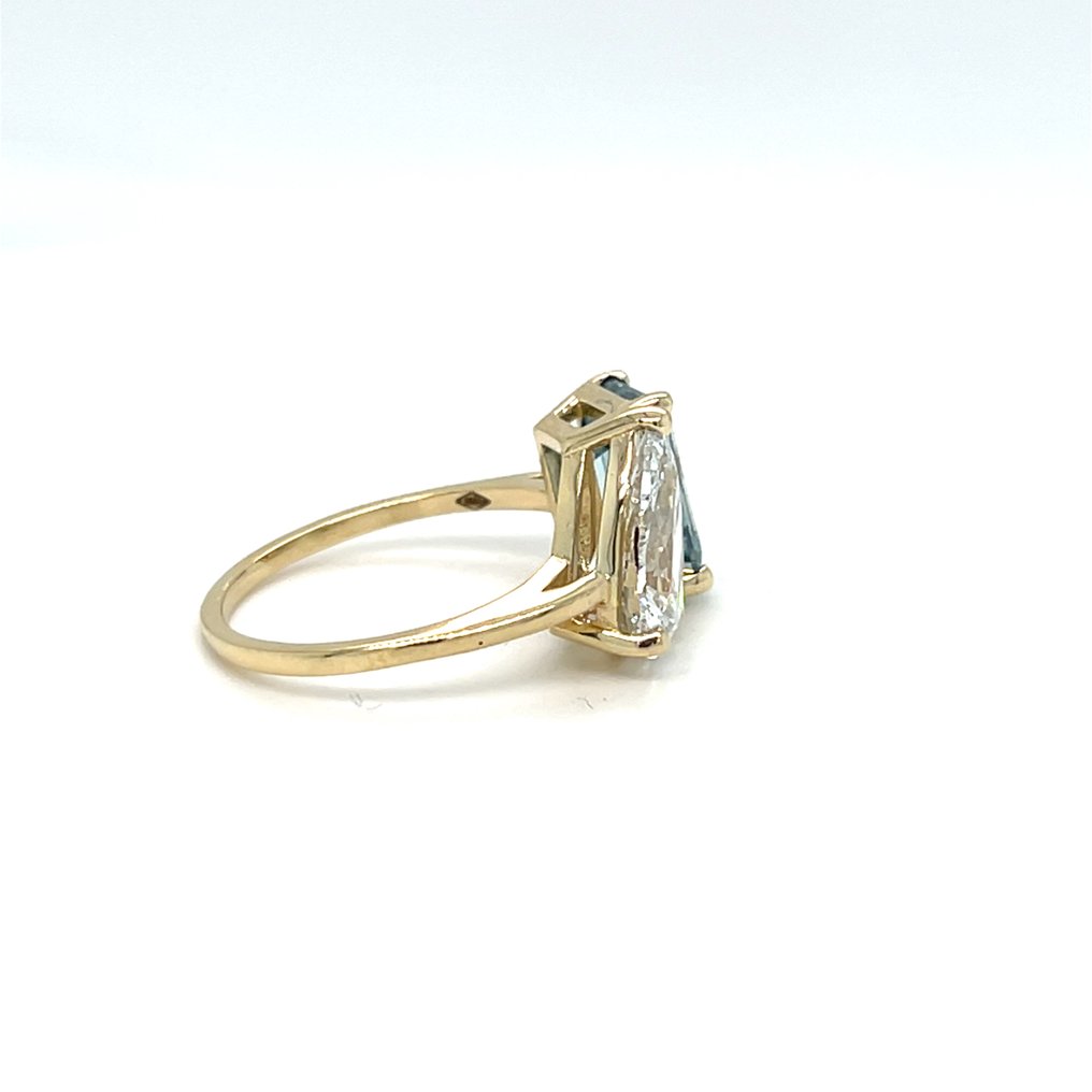 Ohne mindestpreis - Ring - 14 kt Gelbgold - 5.07ct. tw. Blau Diamant (Laborgezüchteter (Lab Grown) Fancy-Diamant) - Diamant #4.3