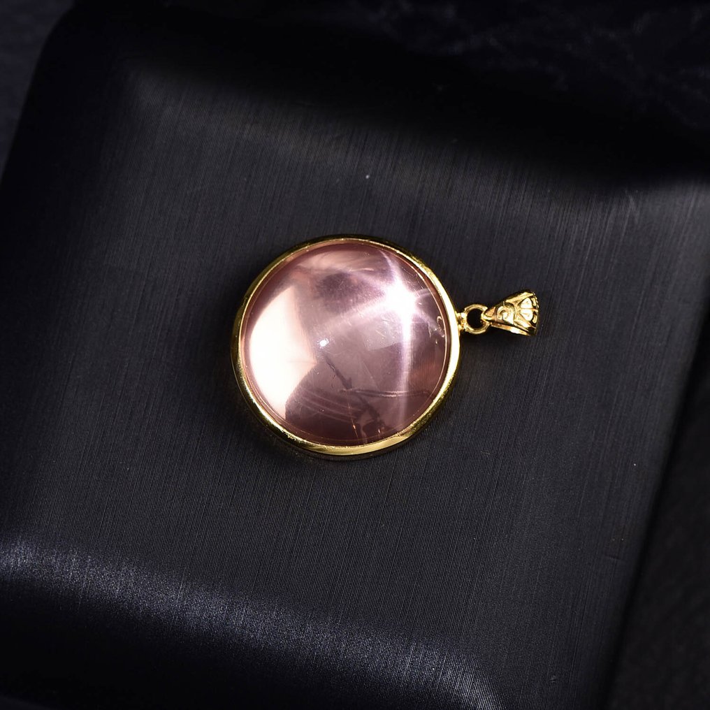 Χωρίς αποθεματικό - Πιστοποιημένο από ALGT - Μεγάλο και εξαιρετικά αποκλειστικό κρεμαστό από φυσικό Εξαιρετική διαύγεια που ξεχωρίζει με την πρώτη ματιά.- 12.73 g #1.0