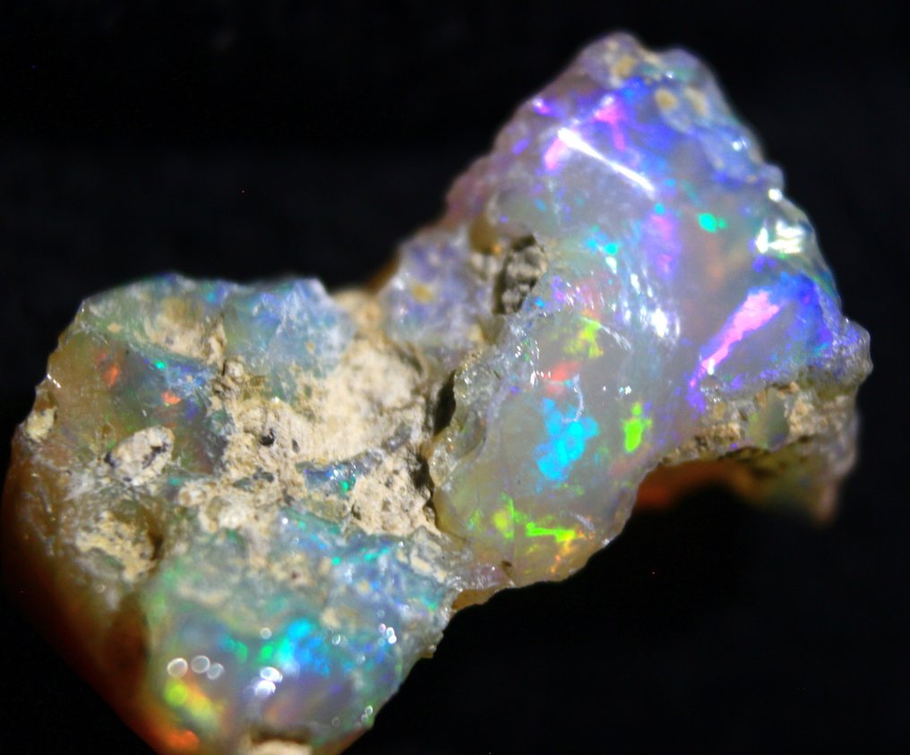 Carat 12.30 Ethiopian Opal Rough - Height: 23 mm - Width: 15 mm- 2.46 g #1.0