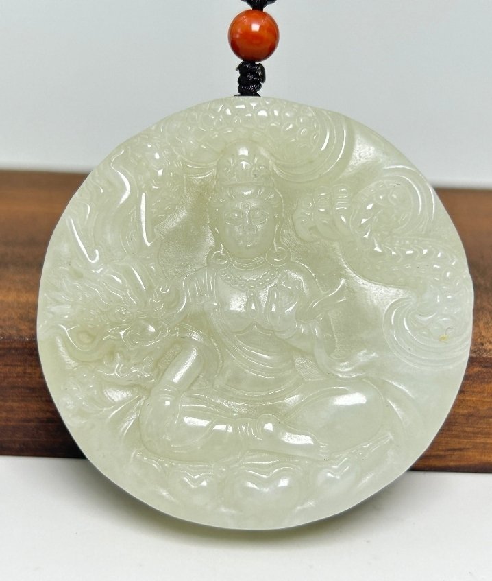 Certification NGTC nephrite naturelle - Pendentif #4.3