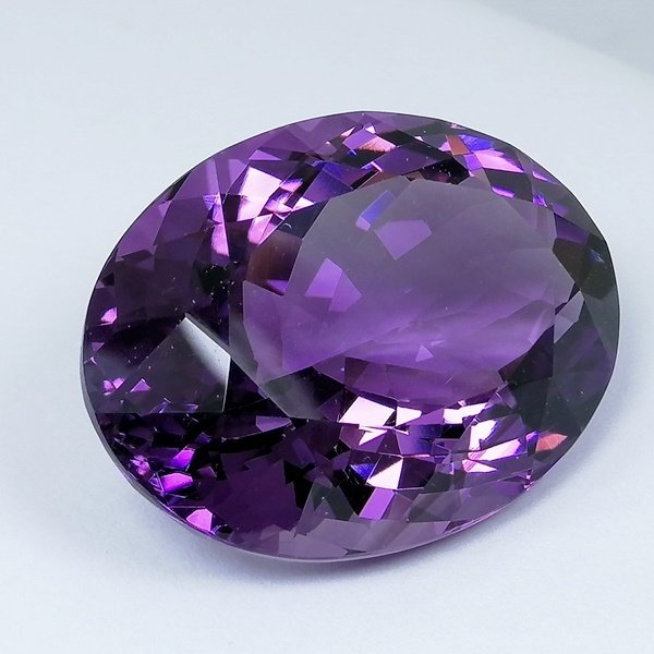 1 pcs  Violet Amethyst  - 63.14 ct - Antwerp Laboratory for Gemstone Testing (ALGT) #2.1