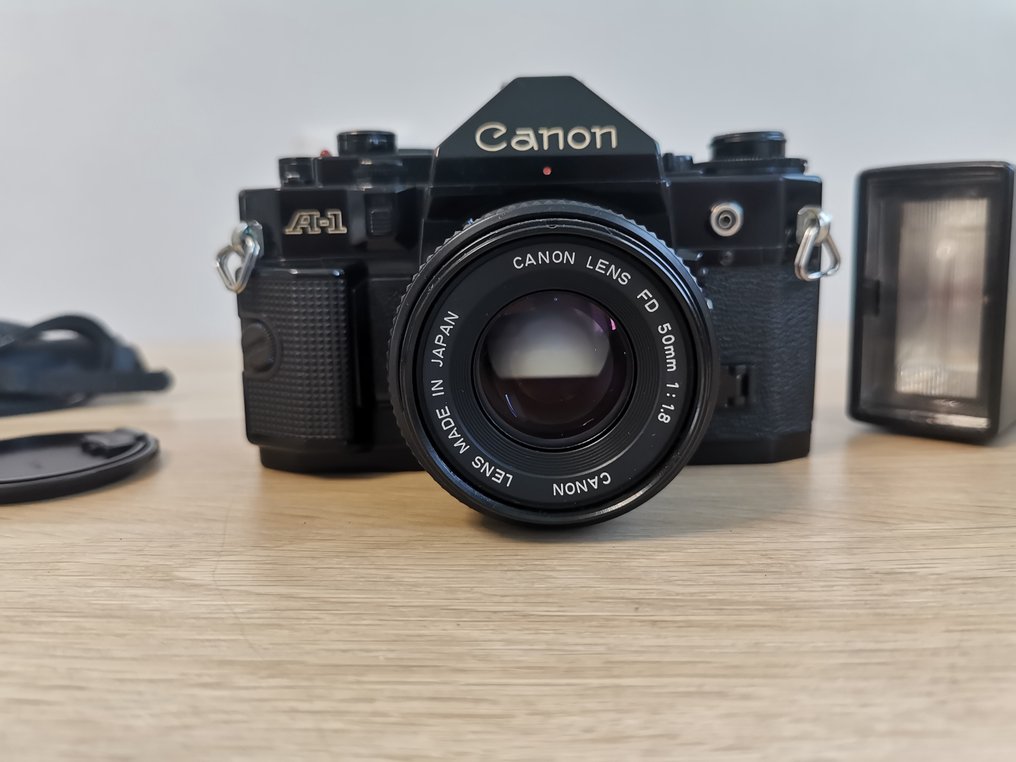 Canon A-1 nero + FD 1,8/50mm + flash + manuale di istruzioni via pdf | Analogue camera #1.0