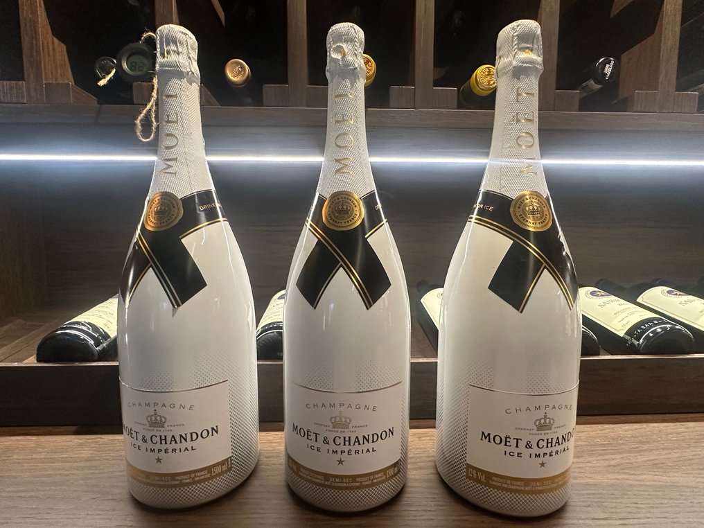 Moët & Chandon, Ice Impérial - Champagne - 3 Magnum (1.5L) #1.0