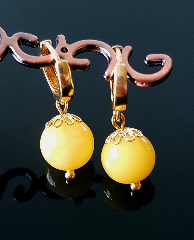 奶油糖色天然波罗的海琥珀耳环 - 圆球琥珀珠 - 镀银金色 - 琥珀  (沒有保留價) #4.3