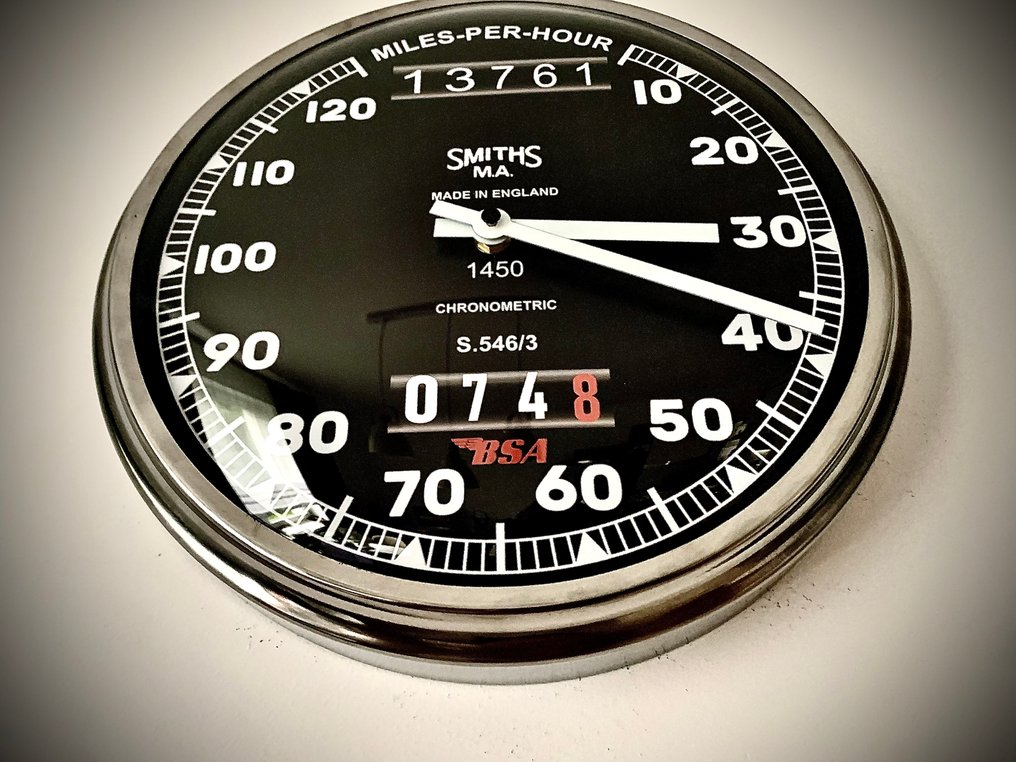 BSA Gold Star – 墙钟 – 手工汽车艺术 – 由LukanowskyArt制作 -  老式 金属, 玻璃, 塑料 - 2010-2020年 - BSA墙钟 #3.2