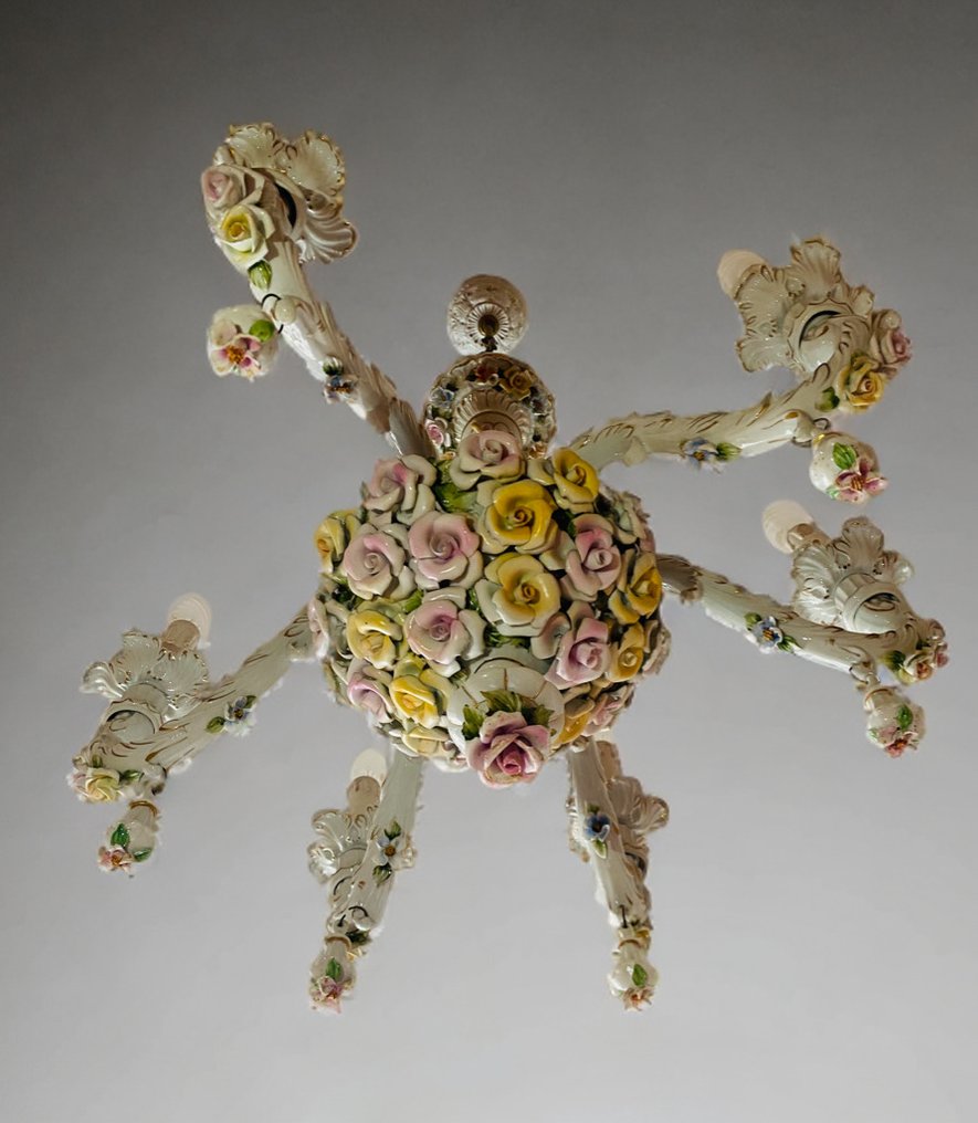 Lampadario in porcellana stile Capodimonte - Csillár - Kerémia - stílus Capodimonte 6 lámpás #1.0