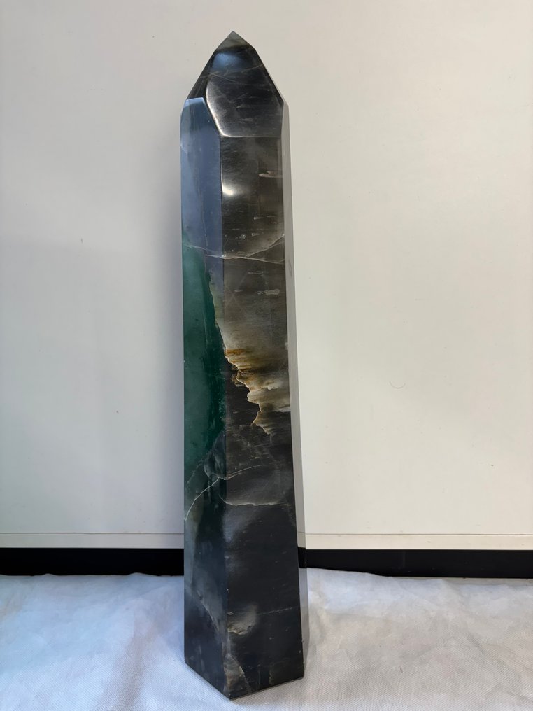 Aragonite Point - Height: 52 cm - Width: 11 cm- 7.81 kg - (1) #1.0