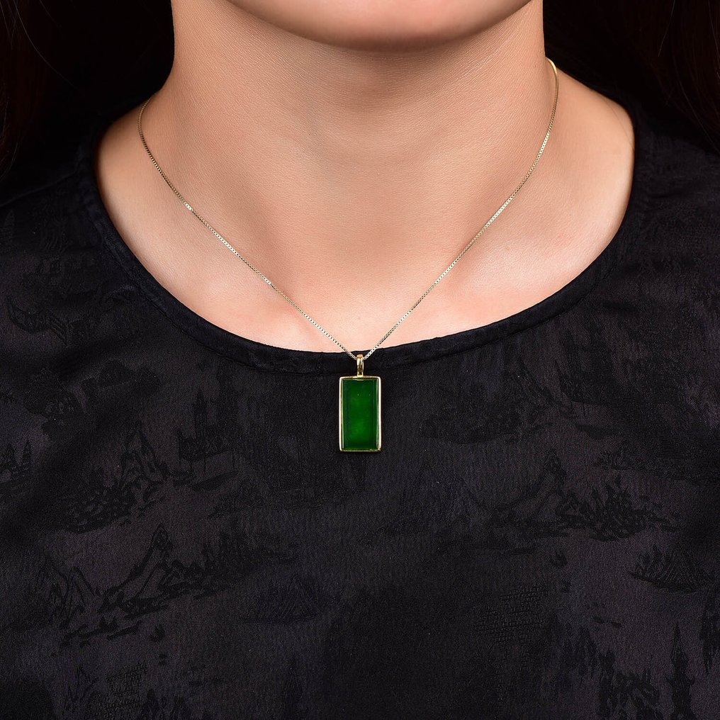 ALGT认证 - 高度专属的自然翡翠吊坠 大地上的一份清晰宝藏- 3.33 g #1.0