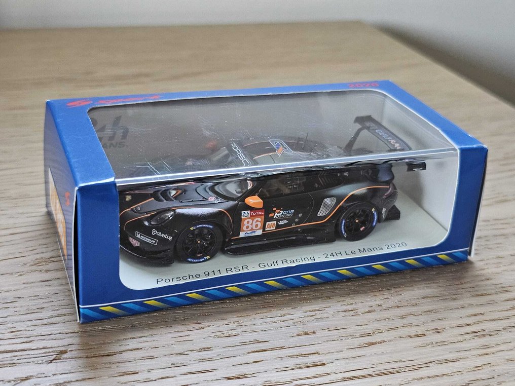 Spark 1:43 - Model race car - Porsche 911 RSR - Gulf Racing #86 : Ben Barker / Michael Wainwright / Andrew Watson - 24 Hours of Le Mans 2020 #1.0