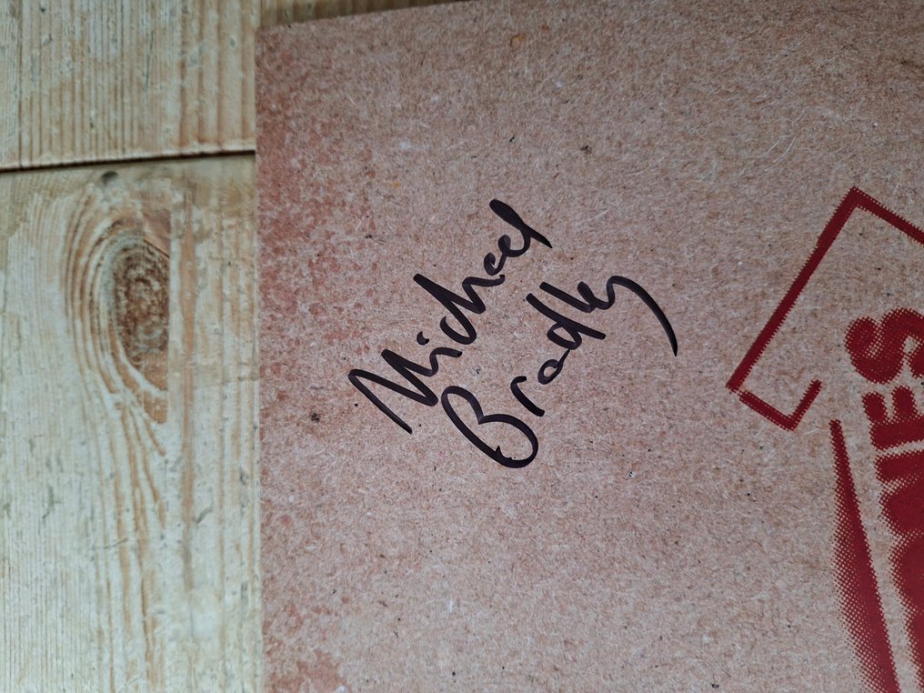 The Undertones - 16 Live Humdingers RARE SIGNED COPY! - LP Album (stand-alone item) - 2024 #4.3