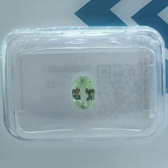 χωρίς τιμή ασφαλείας - 1 pcs  Πράσινο Αλεξανδρίτης  - 0.64 ct - International Gemological Institute (IGI) - Φυσικός αλεξανδρίτης #4.3