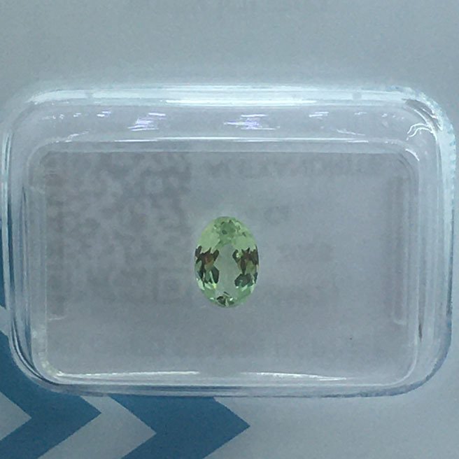 χωρίς τιμή ασφαλείας - 1 pcs  Πράσινο Αλεξανδρίτης  - 0.64 ct - International Gemological Institute (IGI) - Φυσικός αλεξανδρίτης #1.0