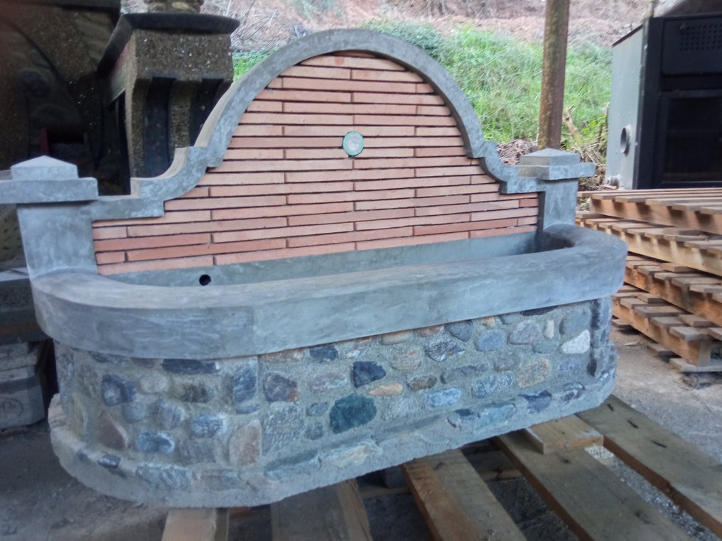 Stonedilgroup - Υπαίθριο γλυπτό, Mini -scultura (Biviere) - 50 cm - Πέτρα, σκυρόδεμα - 2024 #1.0