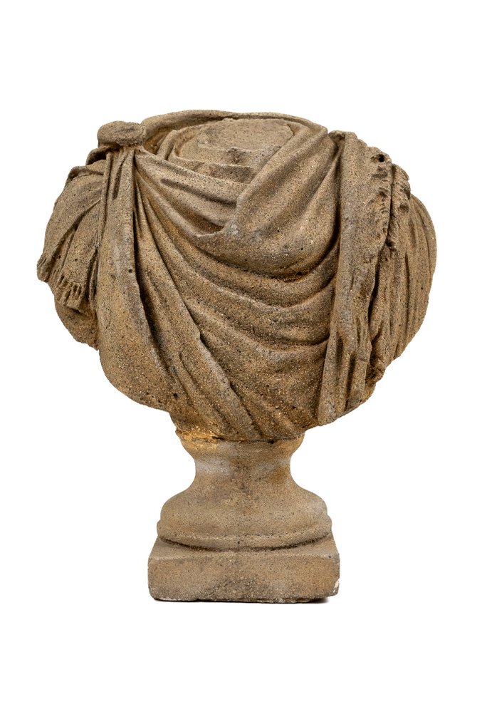 雕塑, Busto di imperatore in peperino, XX secolo - 30 cm - peperino #1.0