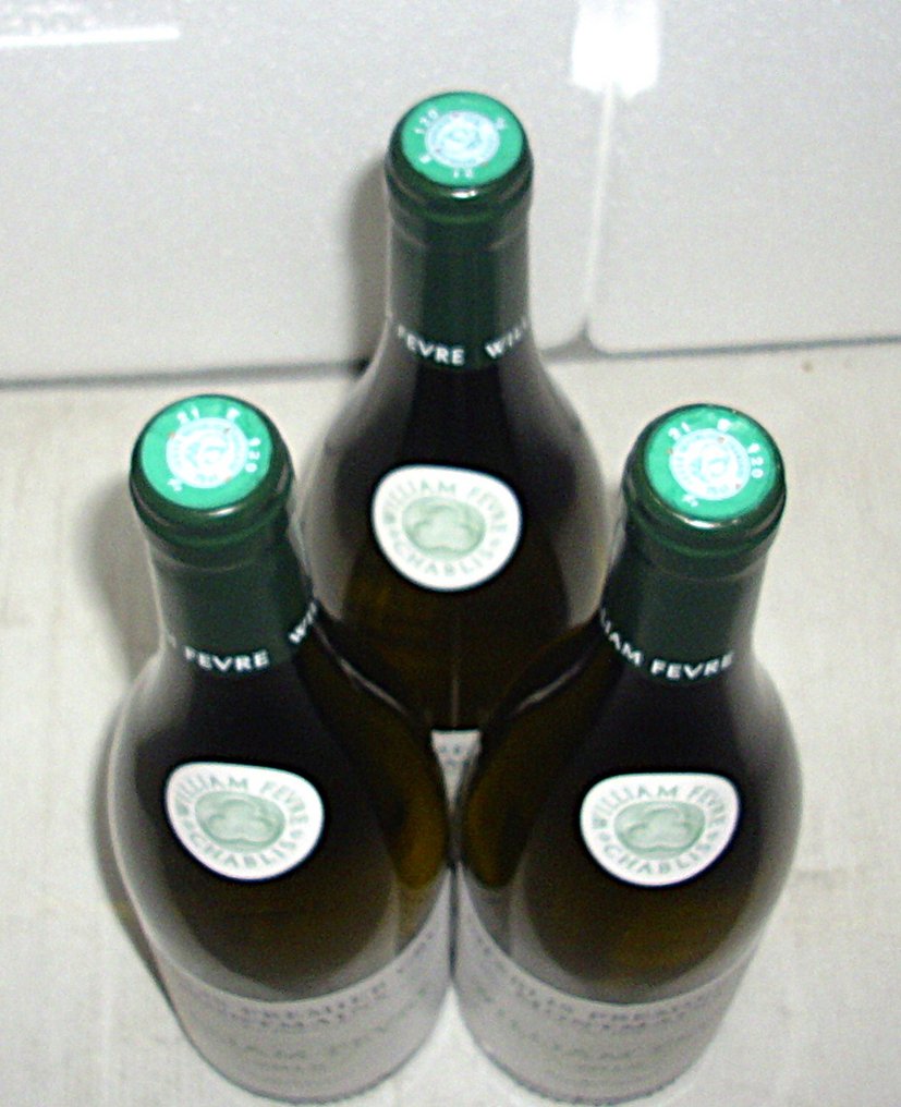 2018 William Fèvre "Montmains" - Chablis 1er Cru - 3 Bottles (0.75L) #2.1