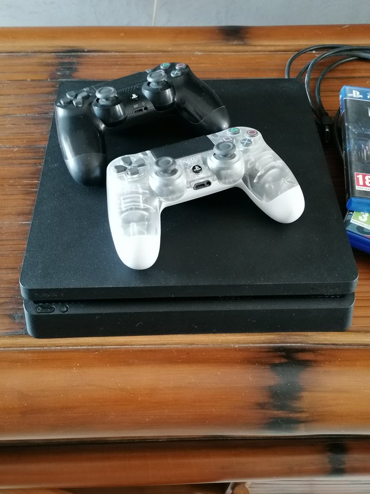 Sony - Playstation 4 (PS4) - Video game console + games #1.0