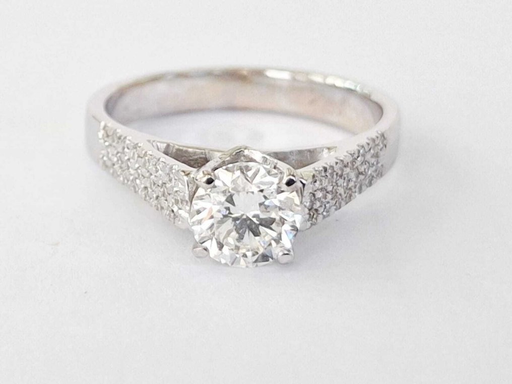 Δαχτυλίδι αρραβώνων - 18 καράτια Λευκός χρυσός - 0.88ct. tw. Διαμάντι (Φυσικό) - Διαμάντι #1.0