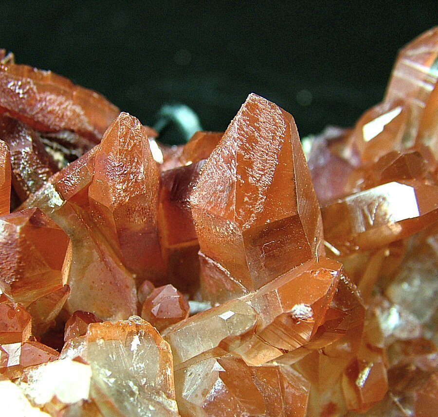 CW1739 Colorful hematite quartz Crystal cluster - Height: 83 mm - Width: 81 mm- 164 g - (1) #1.0