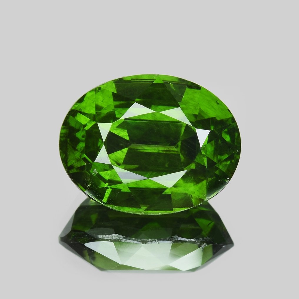 1 pcs  绿色 锆石  - 5.63 ct - 国际宝石研究院（IGI） #1.0