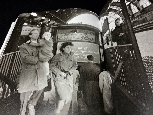 Bernard Larsson - Berlin I Berlin. The entire city at the time of the construction of the Wall 1961–1964 (MINT - 2019 #4.3