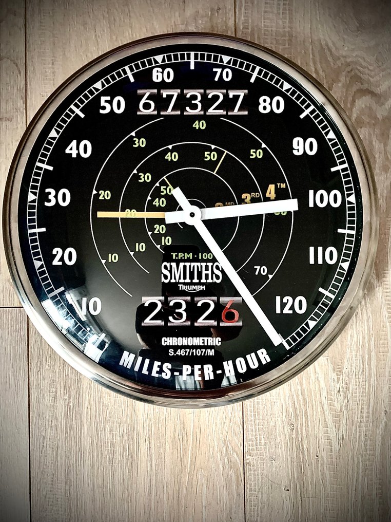 Triumph Bonneville T120 – 墙钟 – 由LukanowskyArt设计的汽车艺术 - 老式 金属, 玻璃, 塑料 - 2010-2020年 - Triumph挂钟 #3.2