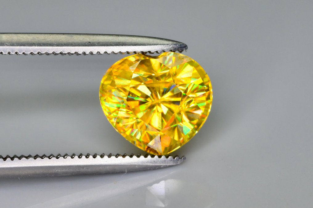 1 pcs 黃色, 綠色 榍石 - 2.25 ct - 國際有色寶石協會 (ICA GemLab) - 充满火焰锆石 #2.1