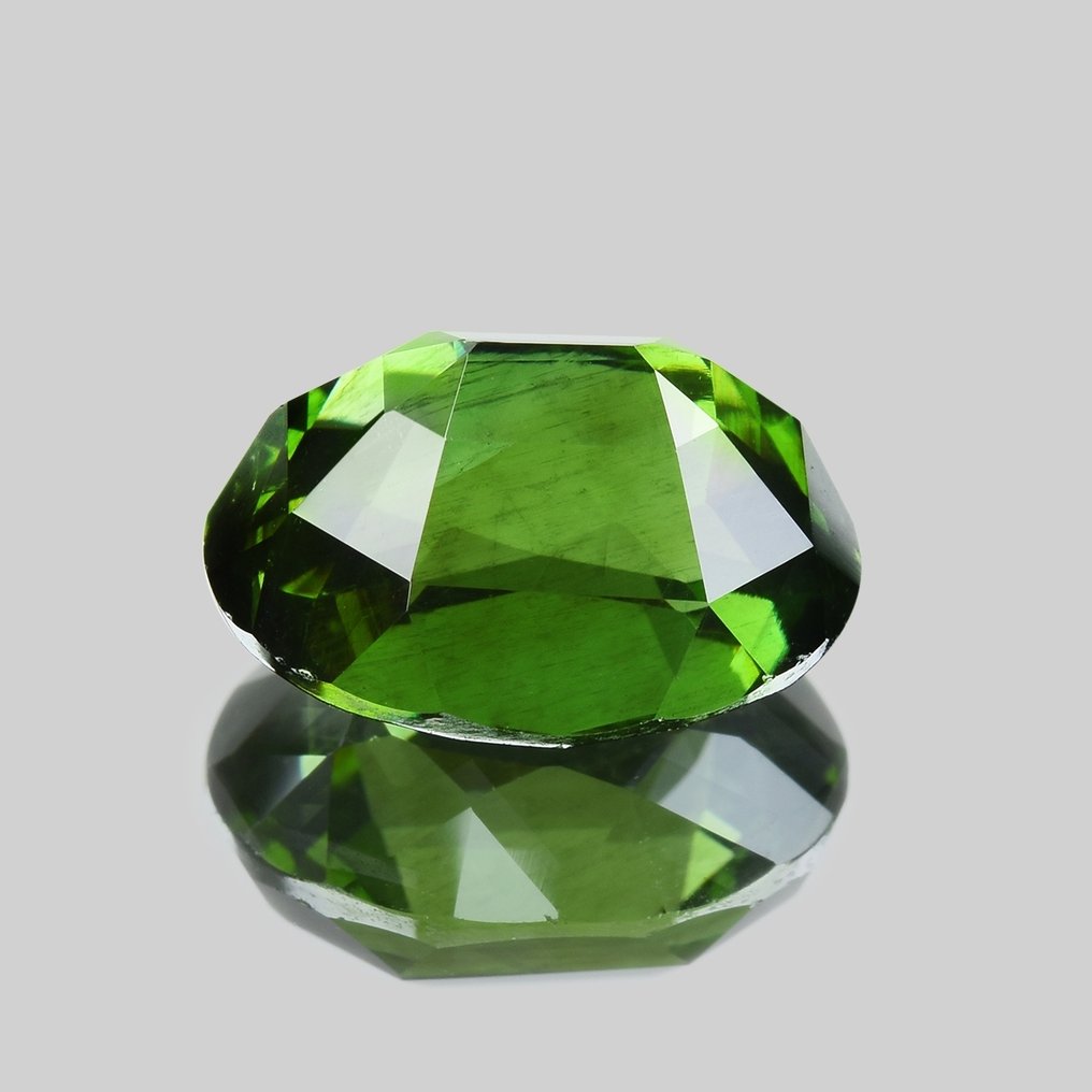 1 pcs  绿色 锆石  - 5.63 ct - 国际宝石研究院（IGI） #2.1