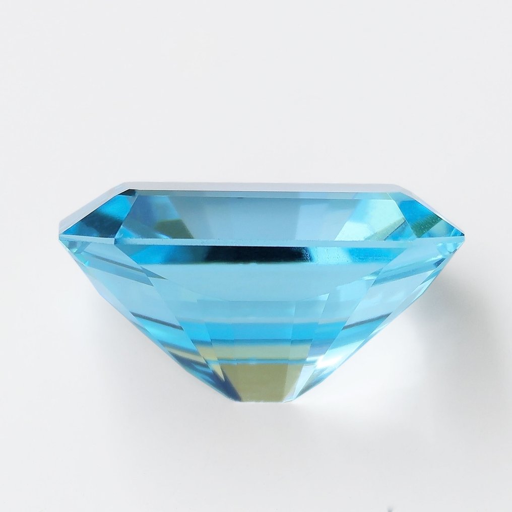 1 pcs Kék Topáz - 19.42 ct - Nemzetközi Gemmológiai Intézet (IGI) #3.2