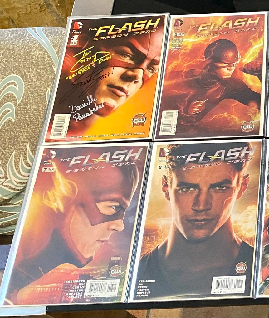 The Flash - Grant Gustin, Tom Cavanahg, Danielle Panabaker - DC Comics #4.3