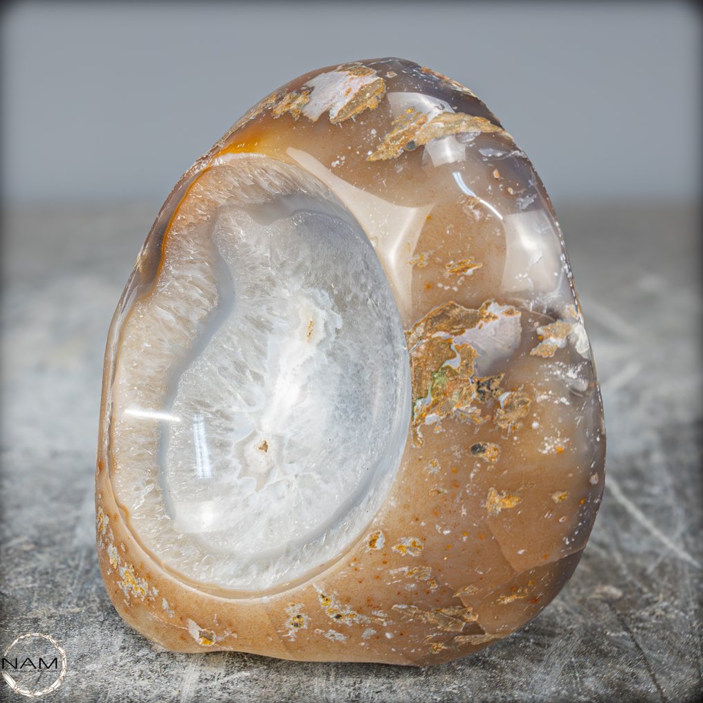 Stunning natural agate Bowl- 1727.07 g #4.3