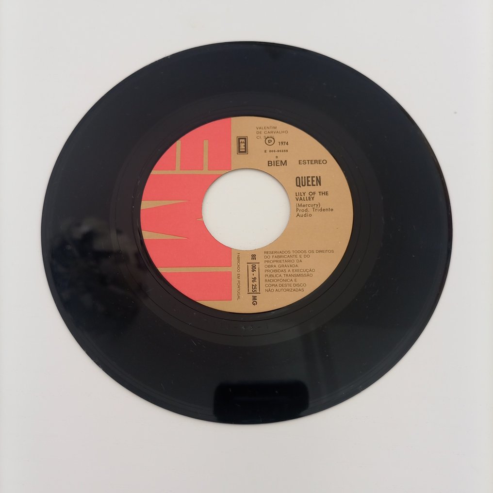 Queen - Now I'm Here / Lily of the valley - Différents titres - Disque vinyle - Pressage inconnu - 1974 #3.2