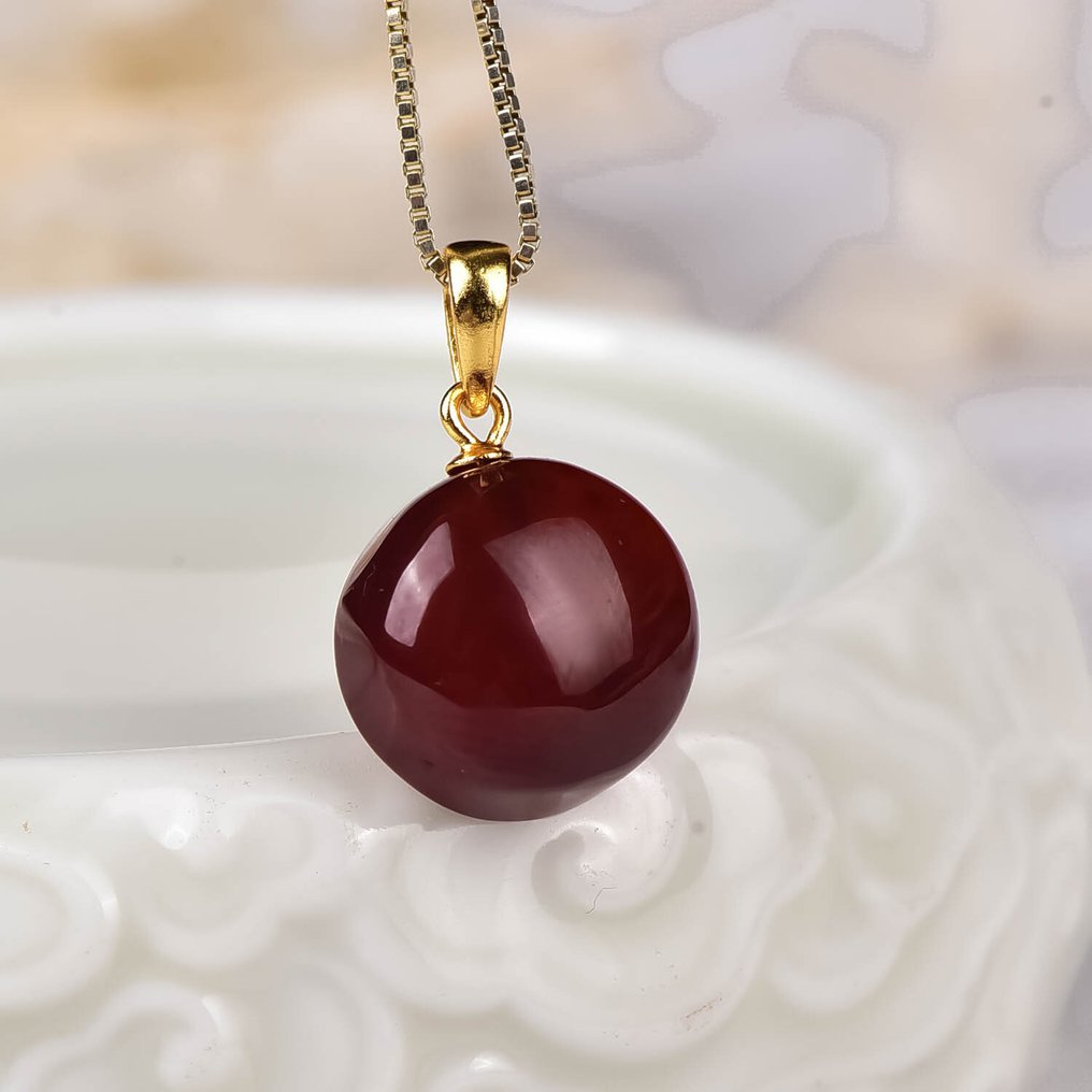 Χωρίς ελάχιστη προσφορά - Πιστοποιημένο από ALGT - Μενταγιόν με φυσικό γαρνάτη. Ένα ζωηρά χρωματισμένο εύρημα με εξαιρετική ευκρίνεια- 3.43 g #3.2